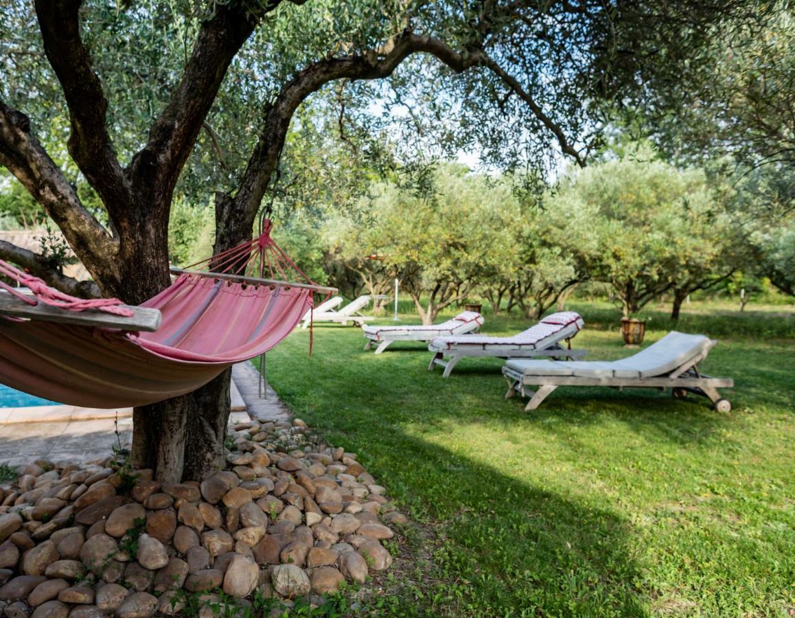 Mas De L'Arrivette Bed & Breakfast Saint-Geniès-de-Comolas Екстериор снимка